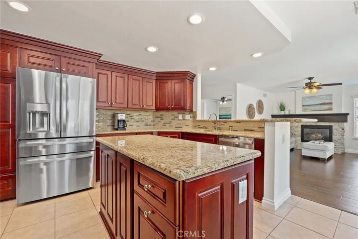 160 S Bonnie Gene Lane, Anaheim Hills, California 92807