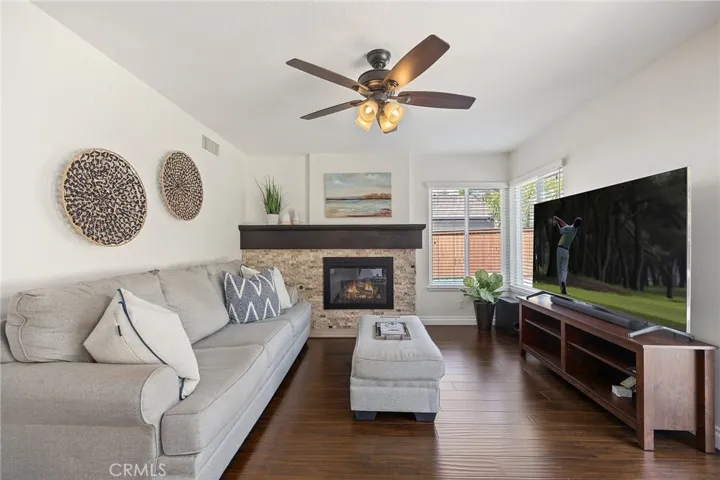 160 S Bonnie Gene Lane, Anaheim Hills, California 92807