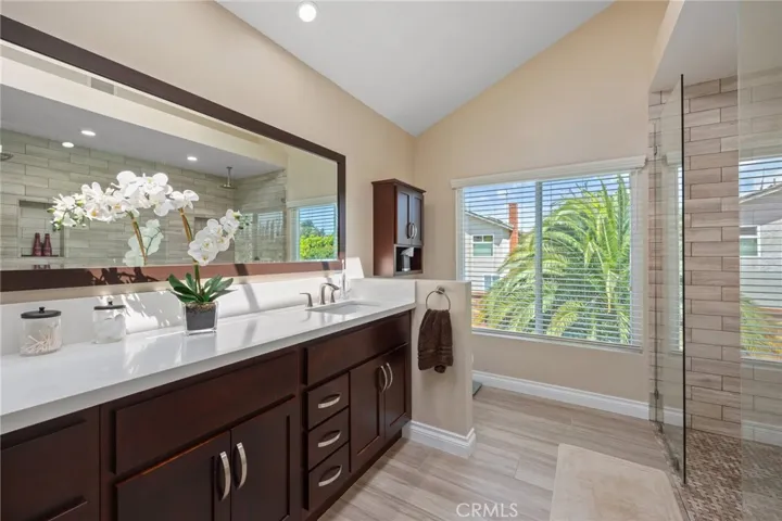160 S Bonnie Gene Lane, Anaheim Hills, California 92807