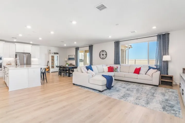 34107 Pink Place, Winchester, California 92596