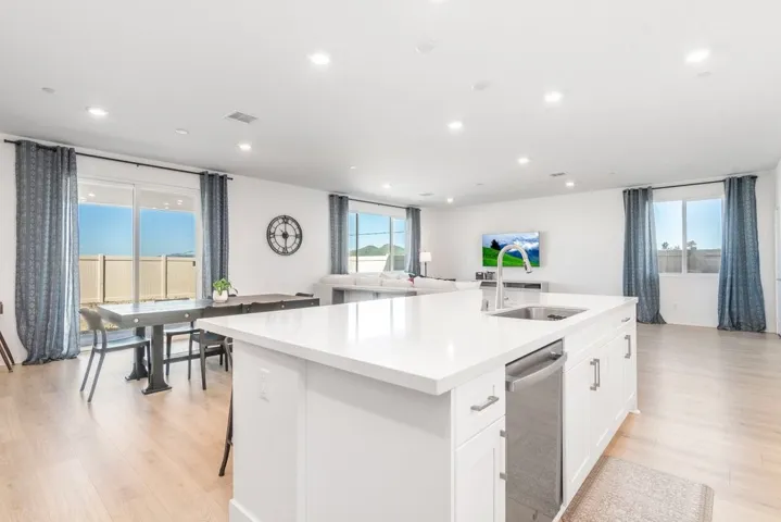 34107 Pink Place, Winchester, California 92596