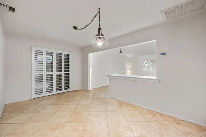 6816 Coffee Road, Bakersfield, California 93308