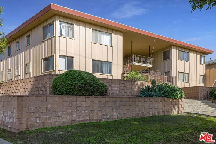 410 N Market Street 14, Inglewood, California 90302