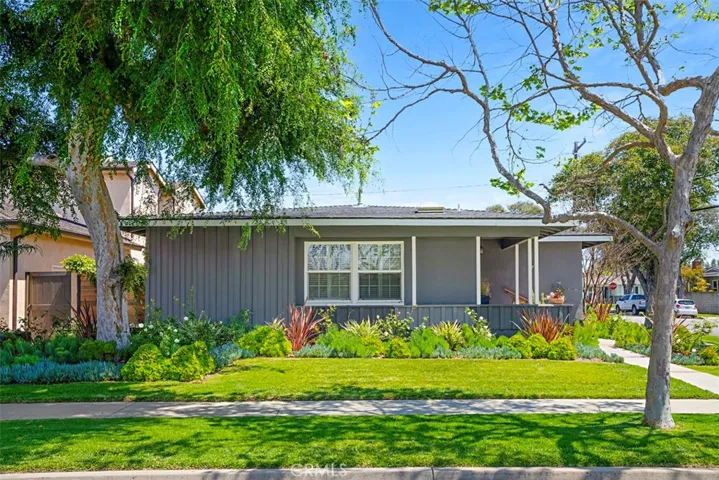 2802 Monogram Avenue, Long Beach, California 90815