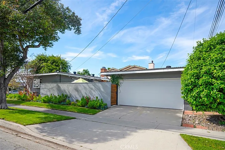 2802 Monogram Avenue, Long Beach, California 90815