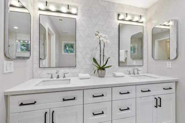 248 Hedge Road, Menlo Park, California 94025