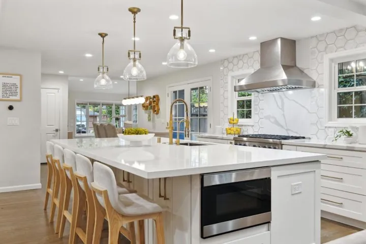 248 Hedge Road, Menlo Park, California 94025