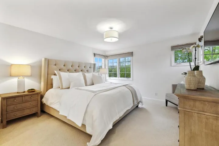 248 Hedge Road, Menlo Park, California 94025