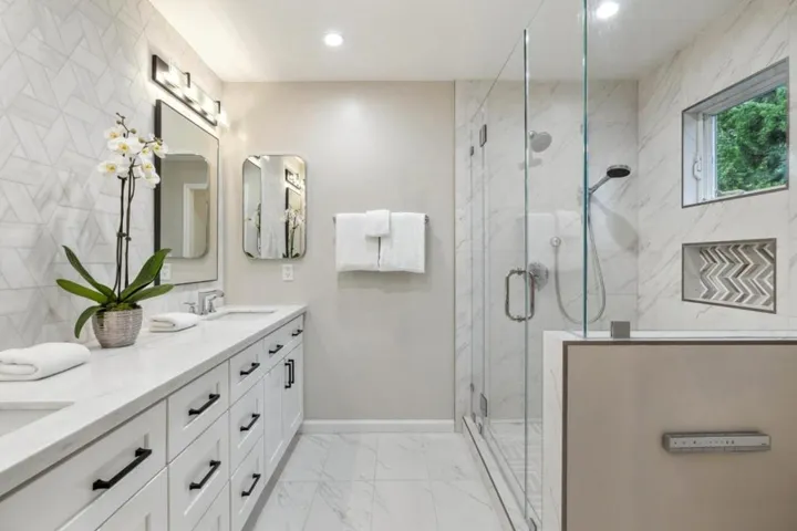 248 Hedge Road, Menlo Park, California 94025