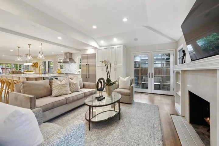 248 Hedge Road, Menlo Park, California 94025