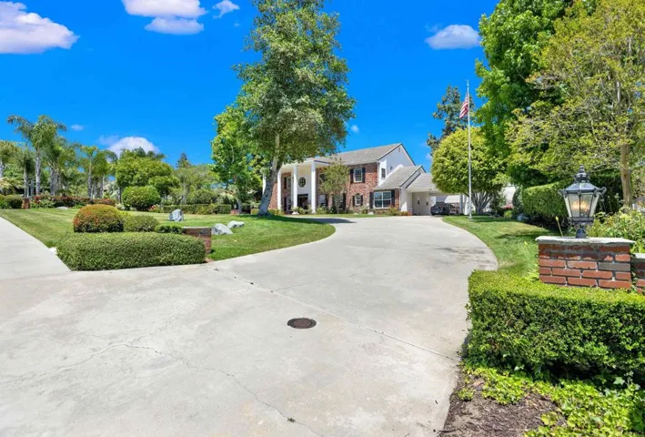 1156 Sugarbush Drive, Vista, California 92084