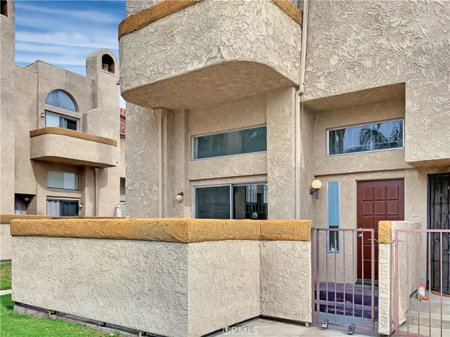 2024 S Bon View Avenue D, Ontario, California 91761