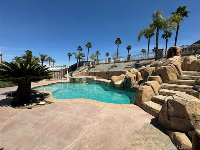 17482 Half Moon Court, Riverside, California 92503