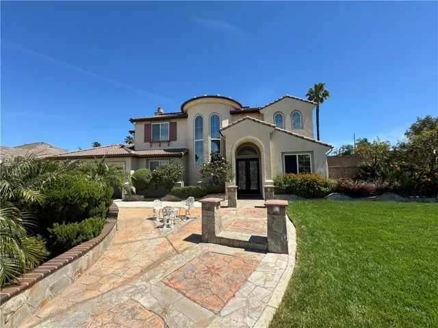 17482 Half Moon Court, Riverside, California 92503