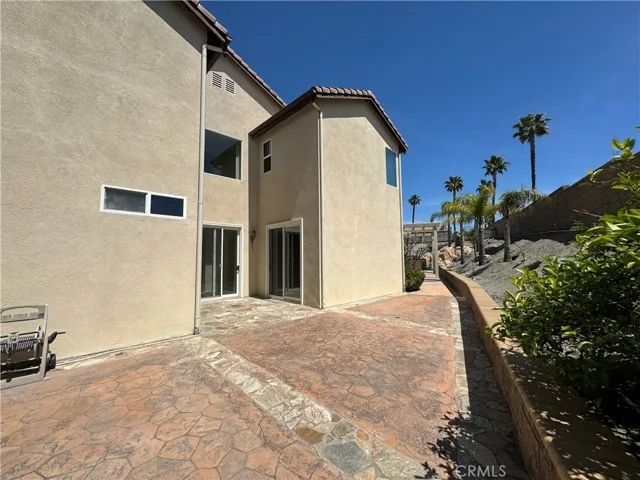 17482 Half Moon Court, Riverside, California 92503