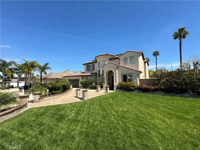 17482 Half Moon Court, Riverside, California 92503