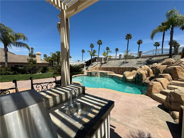 17482 Half Moon Court, Riverside, California 92503