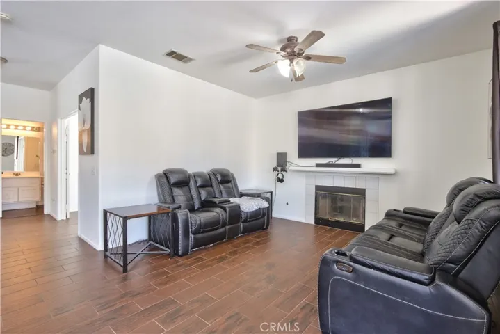 25134 Calle Entradero, Murrieta, California 92563