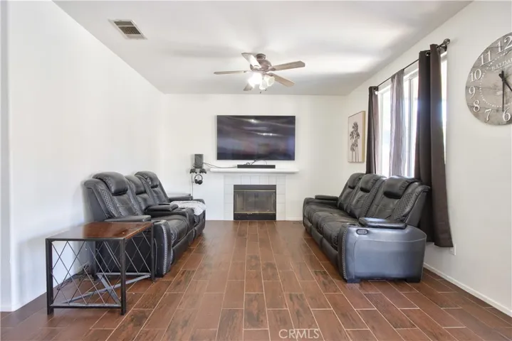 25134 Calle Entradero, Murrieta, California 92563