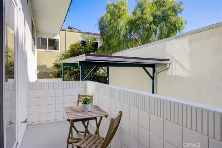 1304 Berkeley Street 3, Santa Monica, California 90404