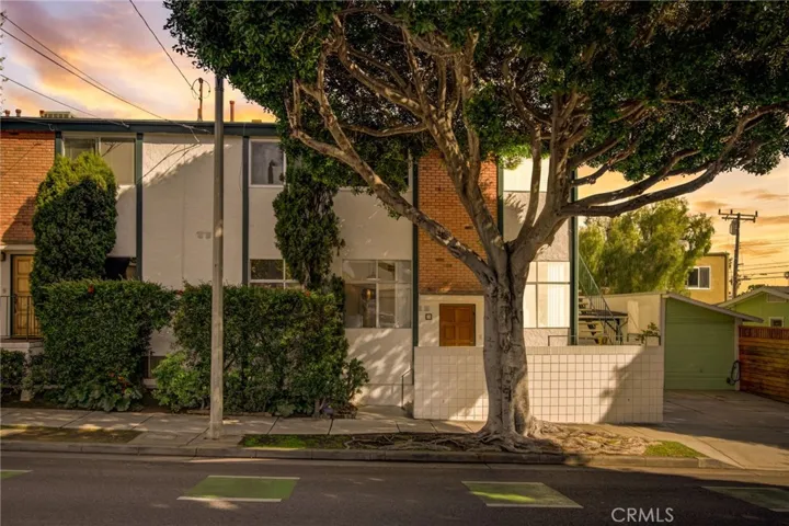 1304 Berkeley Street 3, Santa Monica, California 90404