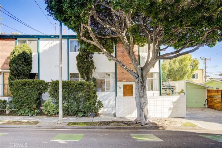 1304 Berkeley Street 3, Santa Monica, California 90404