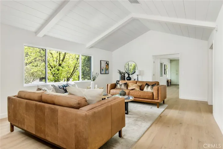 4057 Woodcliff Road, Sherman Oaks, California 91403