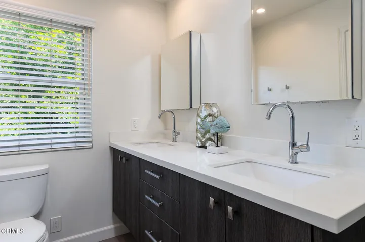 802 W Olive Ave 021-mls