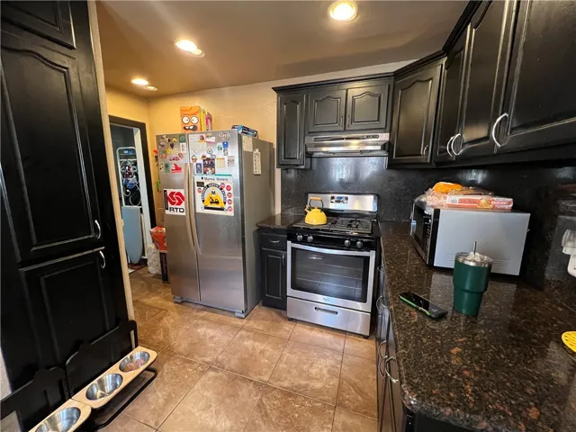 553 W 110th Street, Los Angeles, California 90044