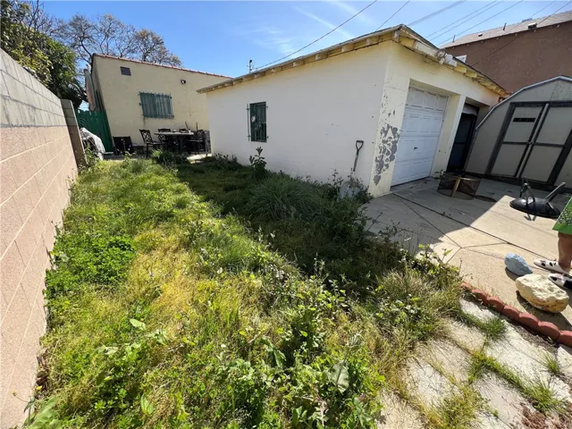 553 W 110th Street, Los Angeles, California 90044