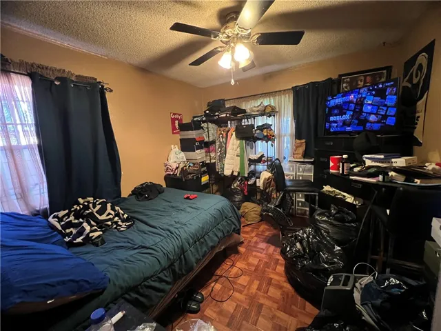 553 W 110th Street, Los Angeles, California 90044