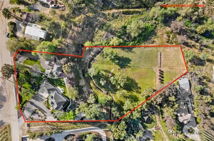 Overhead aerial with approximate lot lines