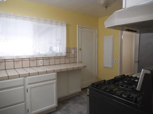 536 Pomona St, San Lorenzo, California 94580