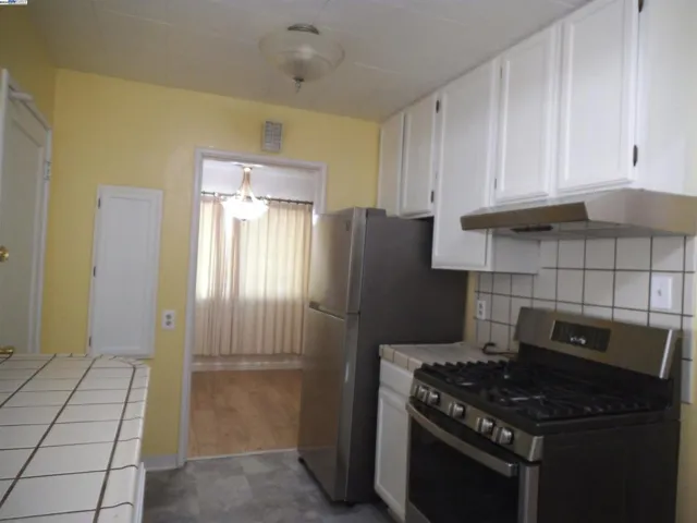 536 Pomona St, San Lorenzo, California 94580