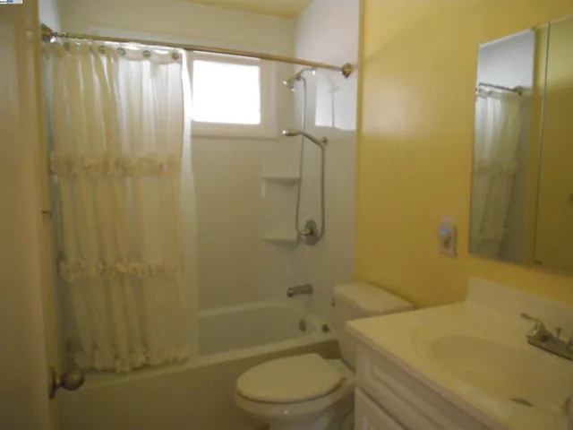 536 Pomona St, San Lorenzo, California 94580