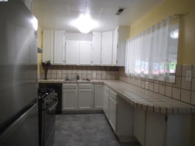 536 Pomona St, San Lorenzo, California 94580