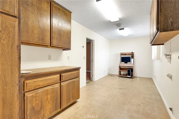 18572 Atlantic Street, Hesperia, California 92345