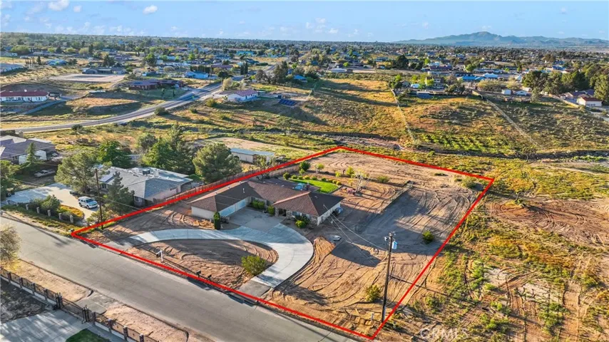 18572 Atlantic Street, Hesperia, California 92345