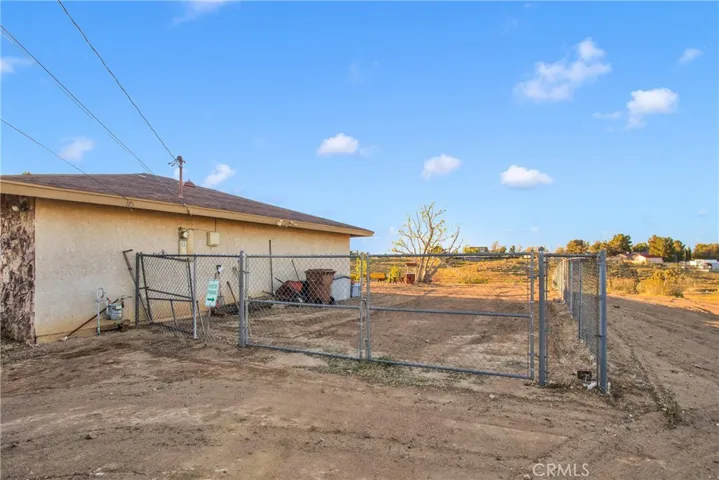 18572 Atlantic Street, Hesperia, California 92345