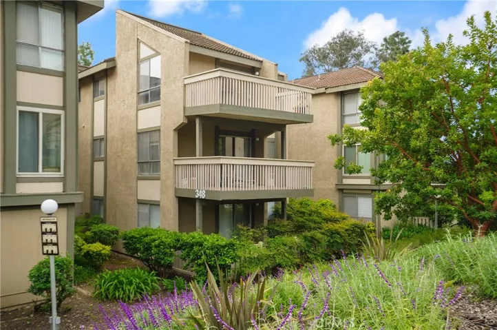 348 Chestnut Hill Court 36, Thousand Oaks, California 91360