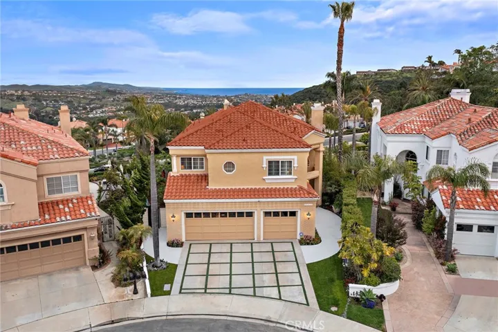 30626 La Vue, Laguna Niguel, California 92677