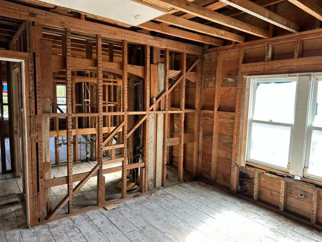 325 Van Ness Avenue, Santa Cruz, California 95060
