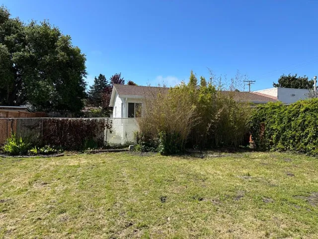 325 Van Ness Avenue, Santa Cruz, California 95060