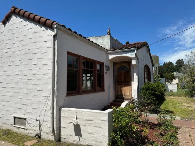 325 Van Ness Avenue, Santa Cruz, California 95060
