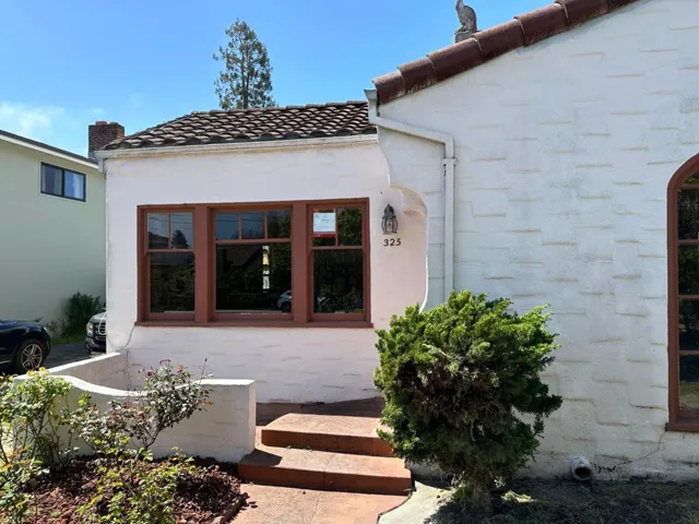 325 Van Ness Avenue, Santa Cruz, California 95060