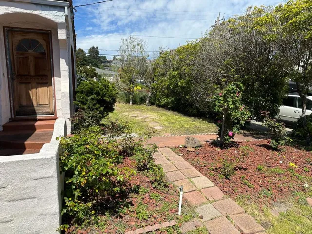 325 Van Ness Avenue, Santa Cruz, California 95060