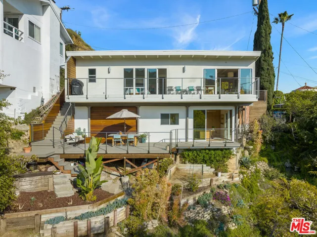 8011 Floral Avenue, Los Angeles, California 90046