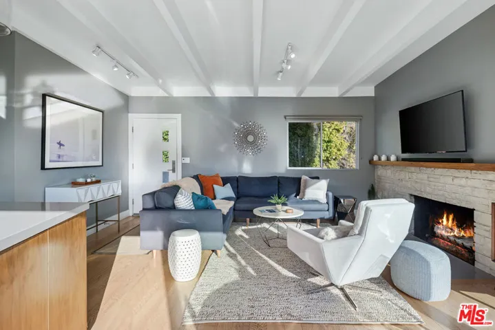 8011 Floral Avenue, Los Angeles, California 90046