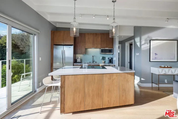 8011 Floral Avenue, Los Angeles, California 90046