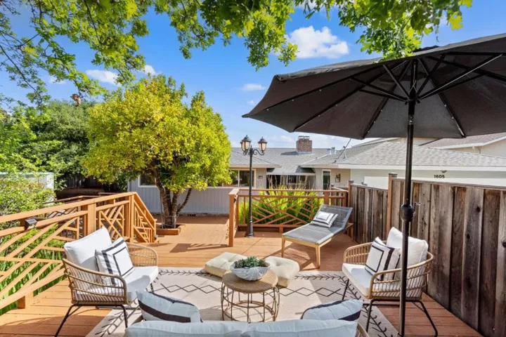 1605 Sunnyslope Avenue, Belmont, California 94002